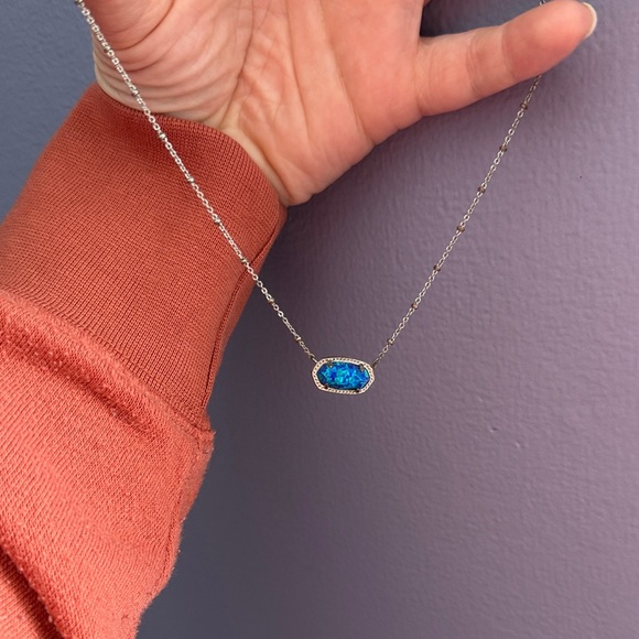 Kendra Scott Jewelry - Kendra Scott Silver Necklace with Blue Stone